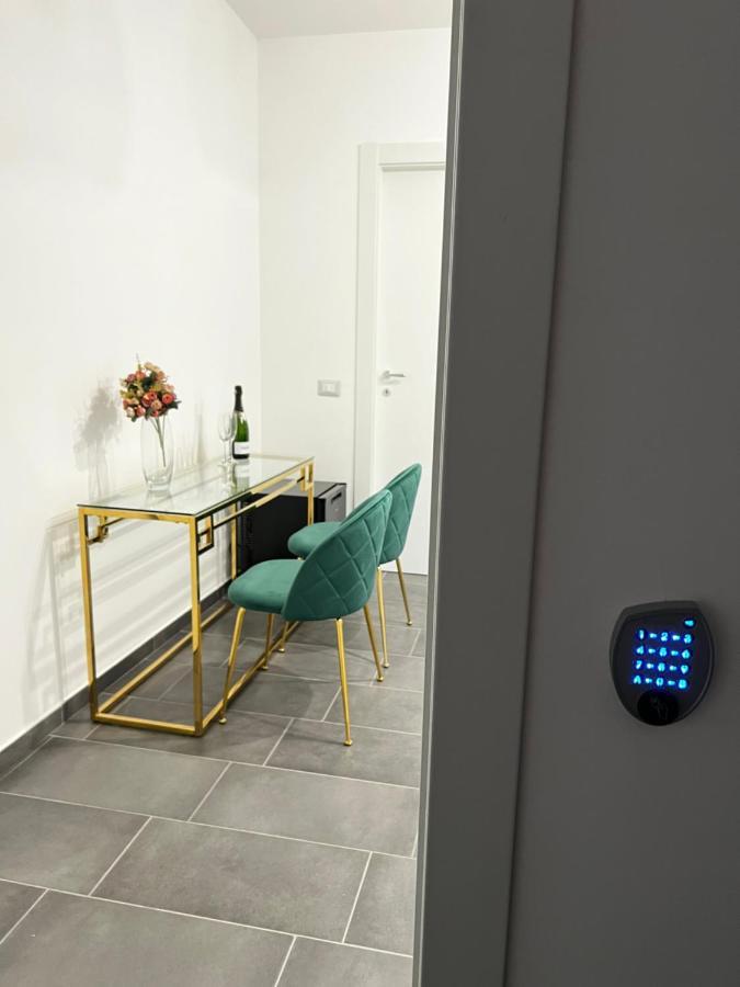 Habitat Luxury Suites Bellona Exterior foto