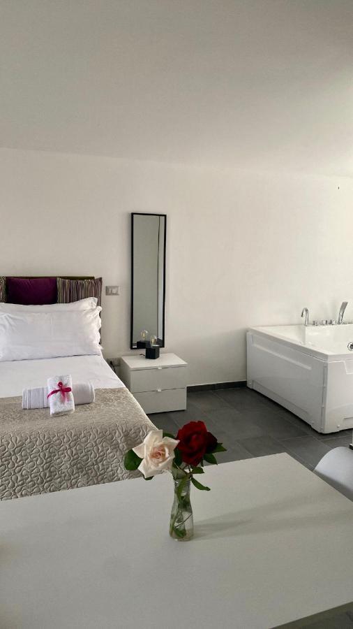 Habitat Luxury Suites Bellona Exterior foto
