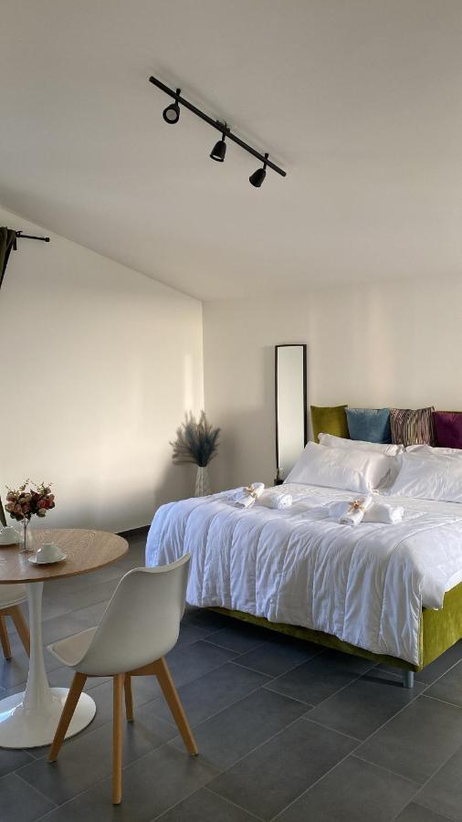 Habitat Luxury Suites Bellona Exterior foto