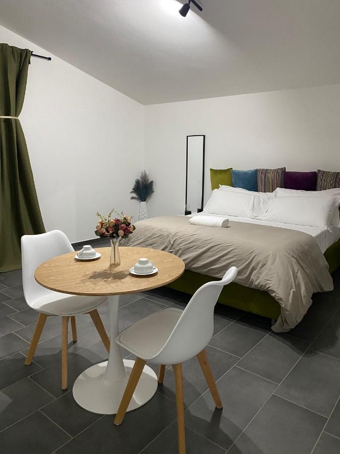 Habitat Luxury Suites Bellona Exterior foto